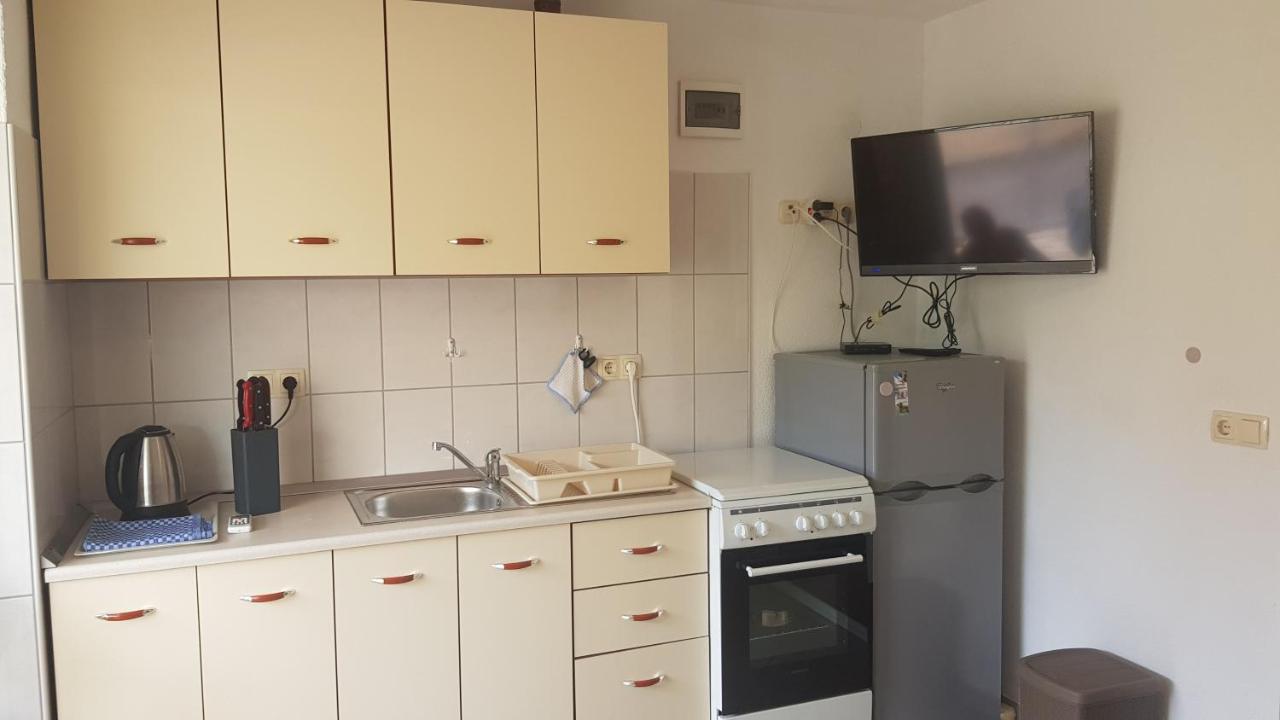 Apartment Simpatico Vir Esterno foto